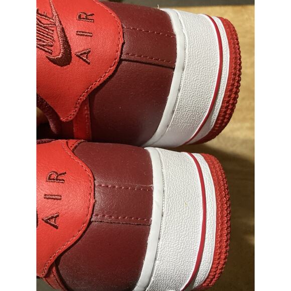Nike Air Force One Womens Size 8.5 Tennis shoes Burgundy Red - Picture 4 of 7